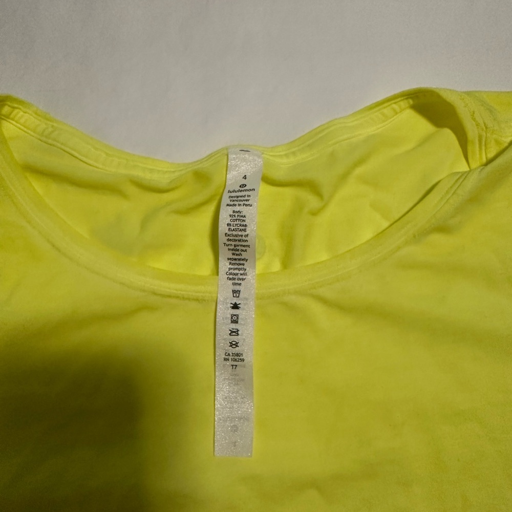 Lululemon - Picture 3 of 3
